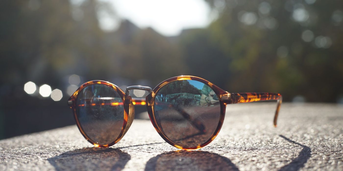 Verre polarisé ou non : lequel choisir pour tes lunettes ?