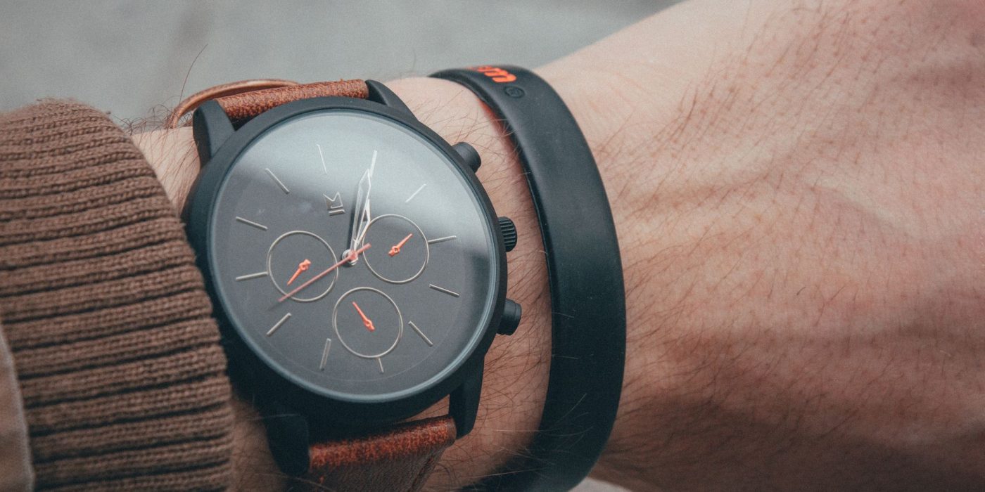 Cuir PU : c’est quoi et que vaut-il sur tes accessoires ?