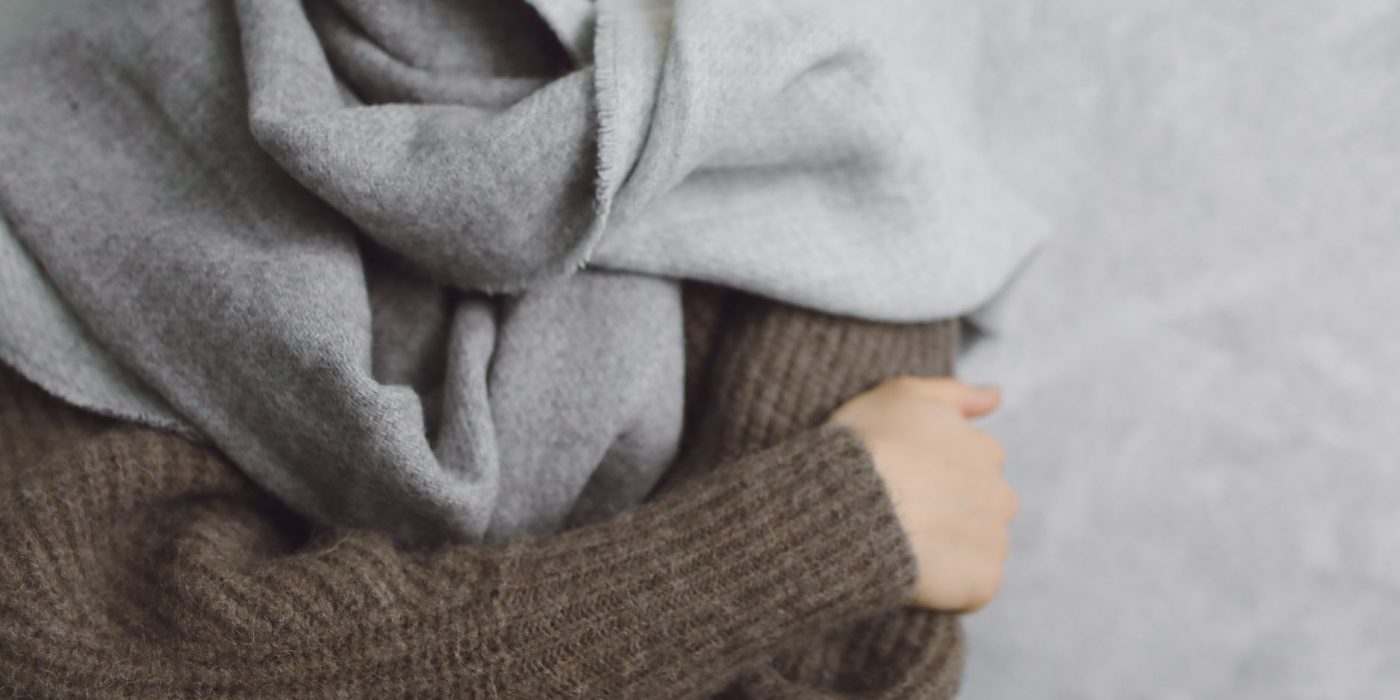 Porte ton écharpe avec le bon nœud, sans qu&rsquo;elle glisse